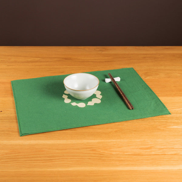 Discharge Print Gourd Pattern Handmade Placemat, Avocado