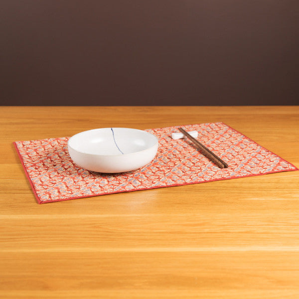 Tie Dye Mini Fan Pattern Handmade Placemat, Indigo/Burgundy