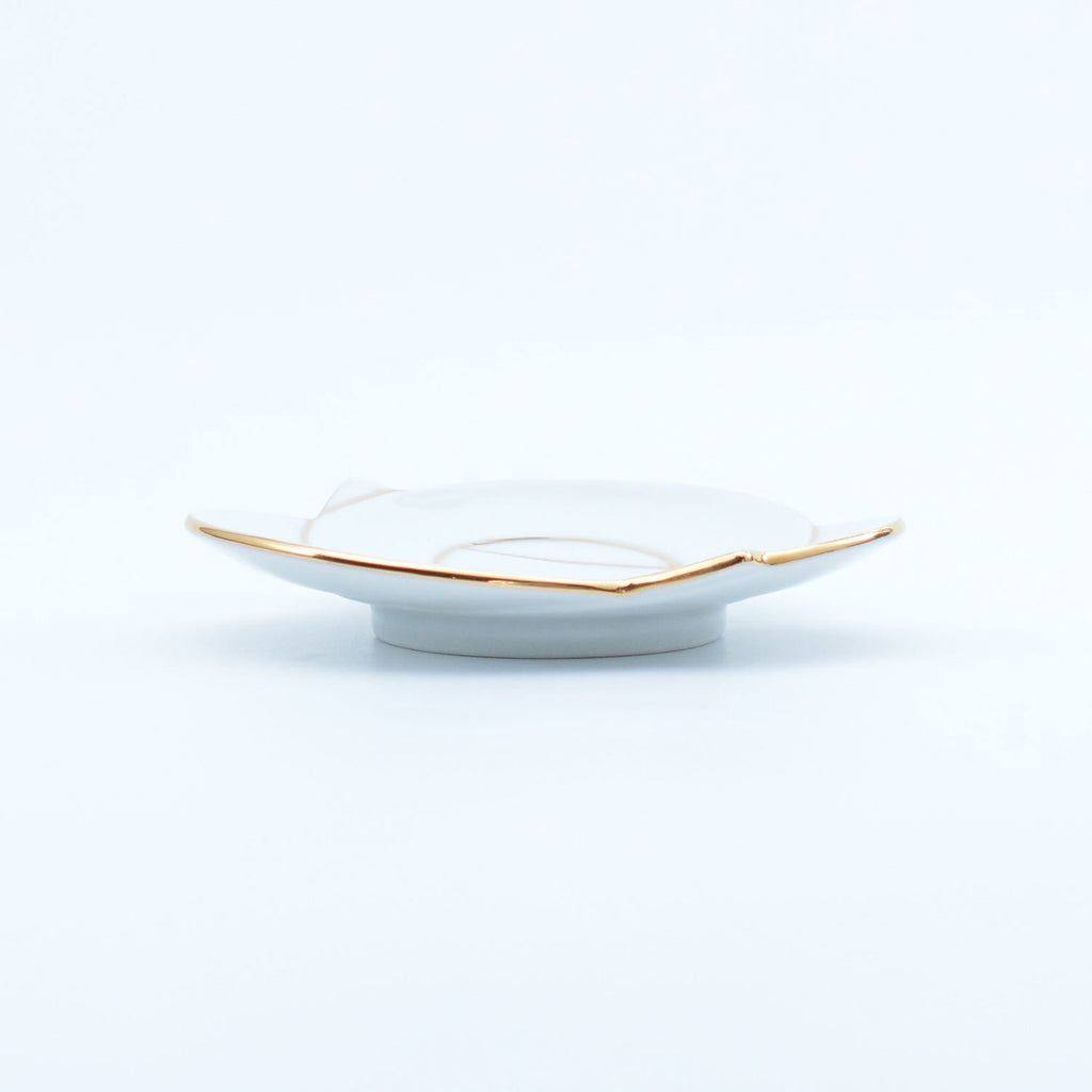 Engimono Plate, Three Ring Knot