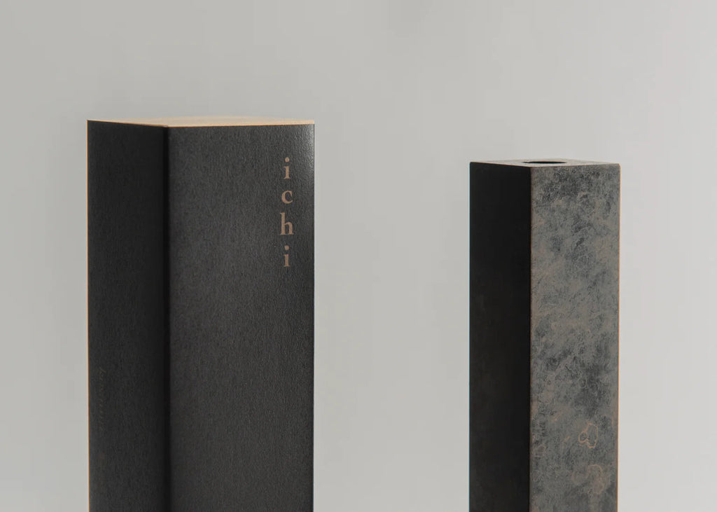 Ichi Flower Vase, Dark Ink