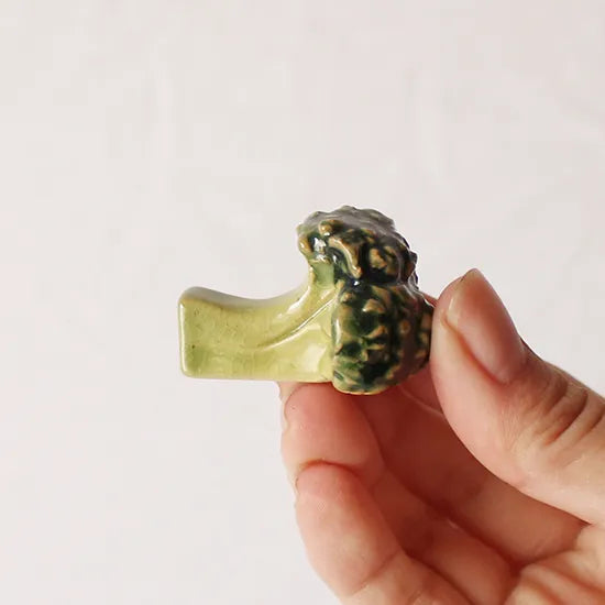 Brocolli Chopstick Rest