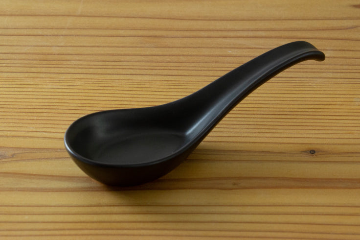 Kamoshika Ceramic Flat Spoon, Black