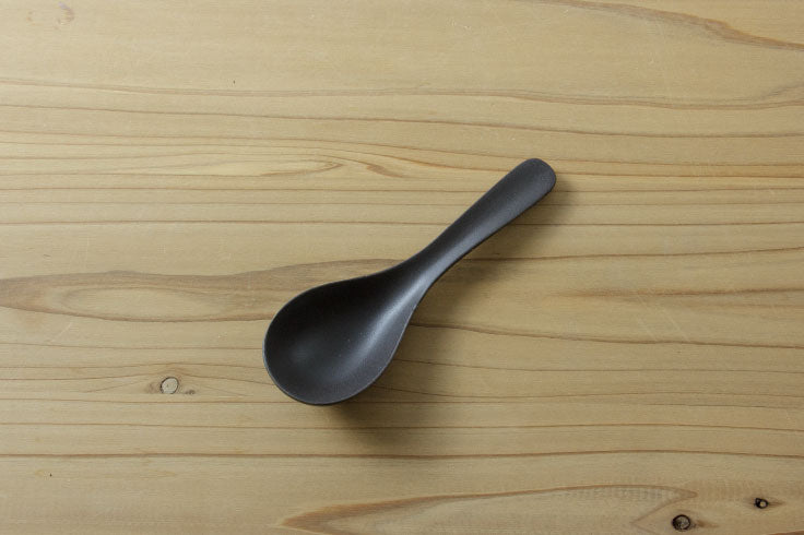 Kamoshika Ceramic Round Spoon, Black