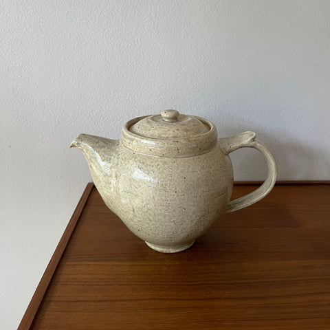 Mugi Tea Pot, Green Ash