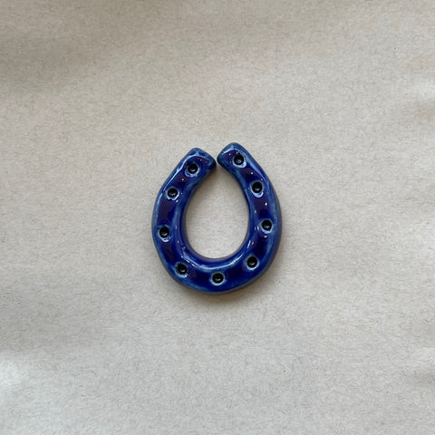 Horseshoe Chopstick Rest, Blue