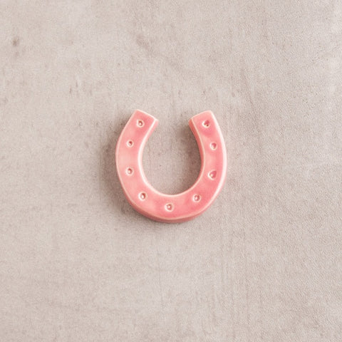 Horseshoe Chopstick Rest, Pink