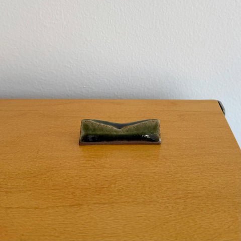 Oribe Chopstick Rest