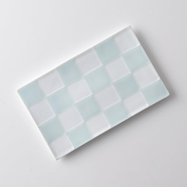 Ichimatsu Plate, Medium