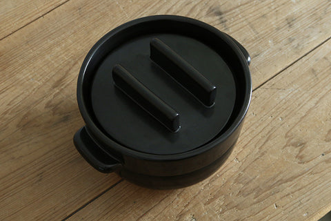 Kamoshika Donabe Rice Cooker, 3-Cup, Black