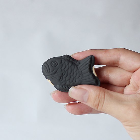 Taiyaki Chopstick Rest, Kuro