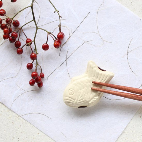 Taiyaki Chopstick Rest, White