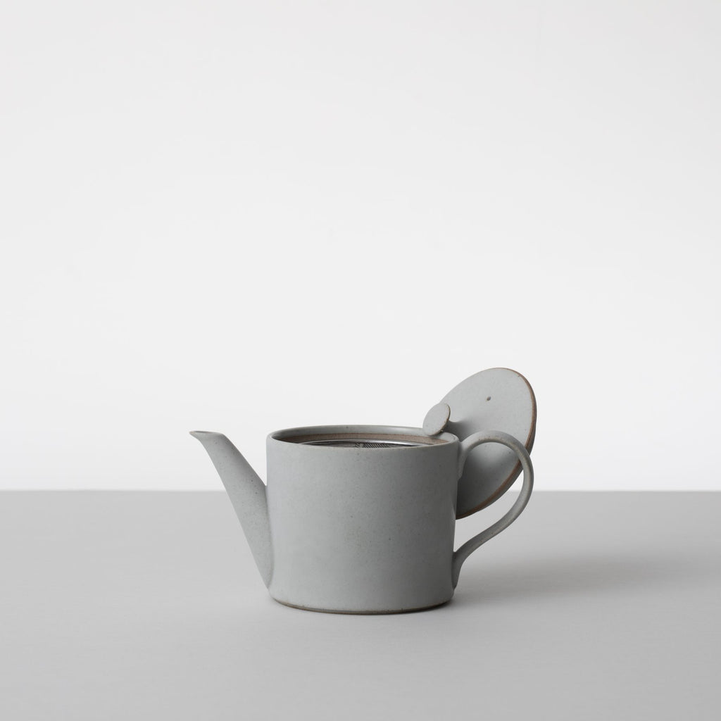 Terra Teapot, Gray