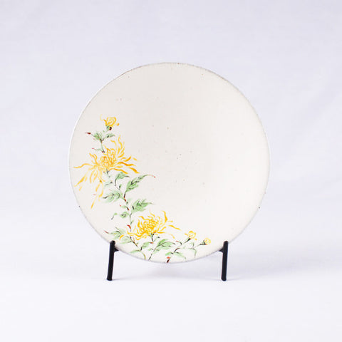 Hand-Painted Artisanal Chinese Plate, Chrysanthemum