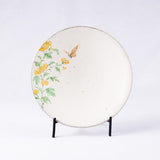 Hand-Painted Artisanal Chinese Plate, Wild Chrysanthemum