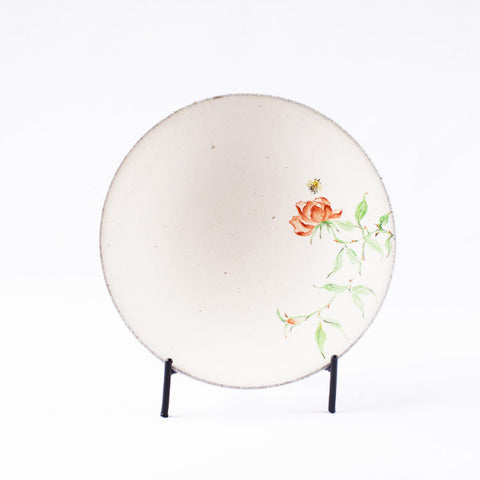 Hand-Painted Artisanal Chinese Plate, Red China Rose with Bee