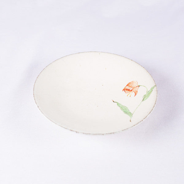 Hand-Painted Artisanal Chinese Plate, Red Tulip